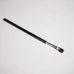 Eyeshadow blending brush