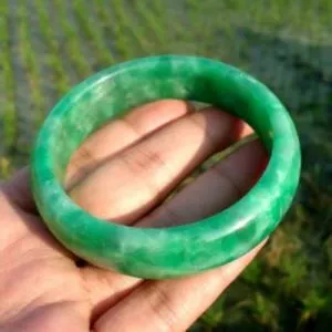 Cara Merawat Gelang Batu Giok