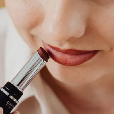 Persiapan Sebelum Mengaplikasikan Lipstik