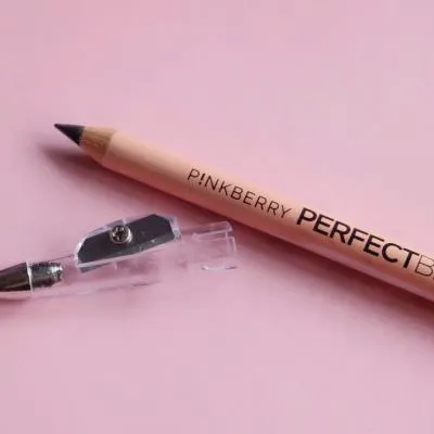 1. Pensil Alis Konvensional