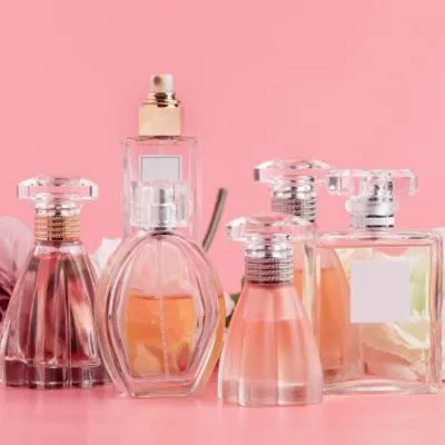 Aksesoris Wanita Wajib di Tas agar Tetap Tampil Stylish dan Siap Segala Situasi