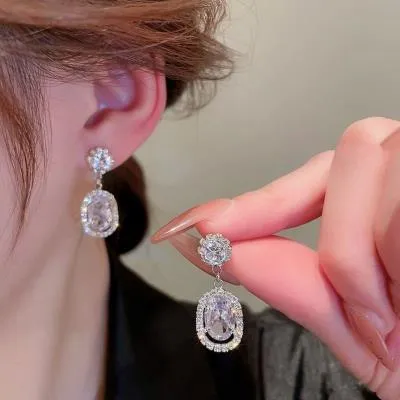 Kesalahan yang Sering Dilakukan Saat Memakai Anting dan Cara Menghindarinya