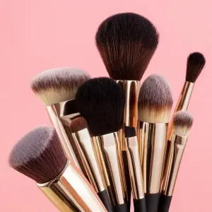 Cara Merawat Kuas Eyeshadow agar Tetap Nyaman Digunakan