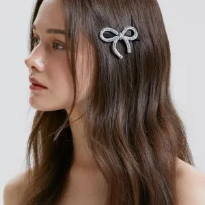 Pilih Hair Clip yang Tepat agar Hasil Lebih Natural