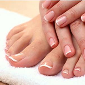 Memperbaiki kesehatan kuku