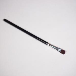 Eyeshadow blending brush