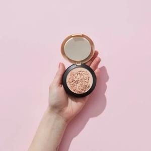 Loose Powder atau Bedak Tabur 