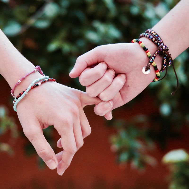 Gelang Couple atau Gelang Persahabatan