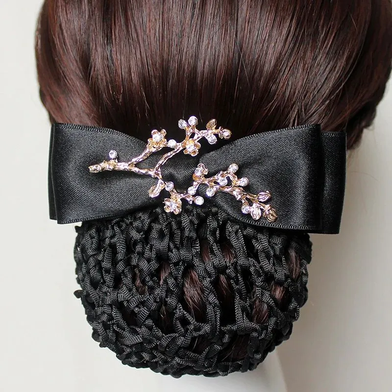 Mengikat Rambut