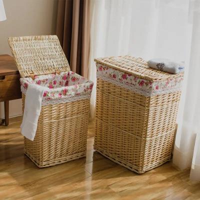 Kerajinan Tali atau Pita