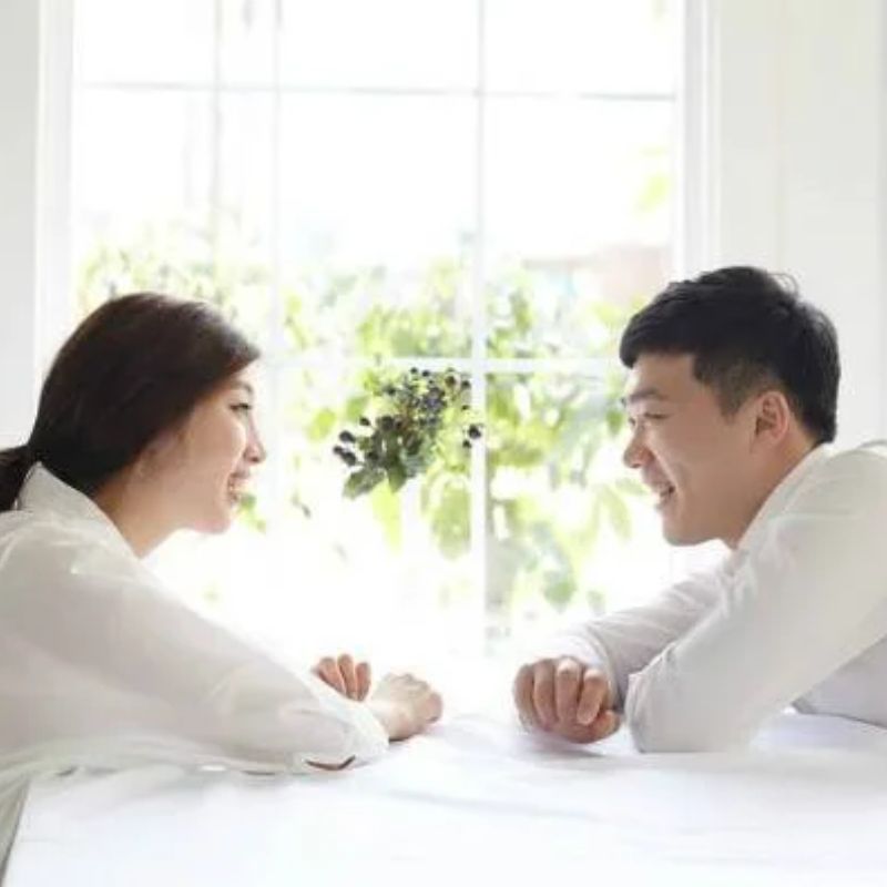 Berikan Perhatian Penuh dan Bersedia Mendengarkan