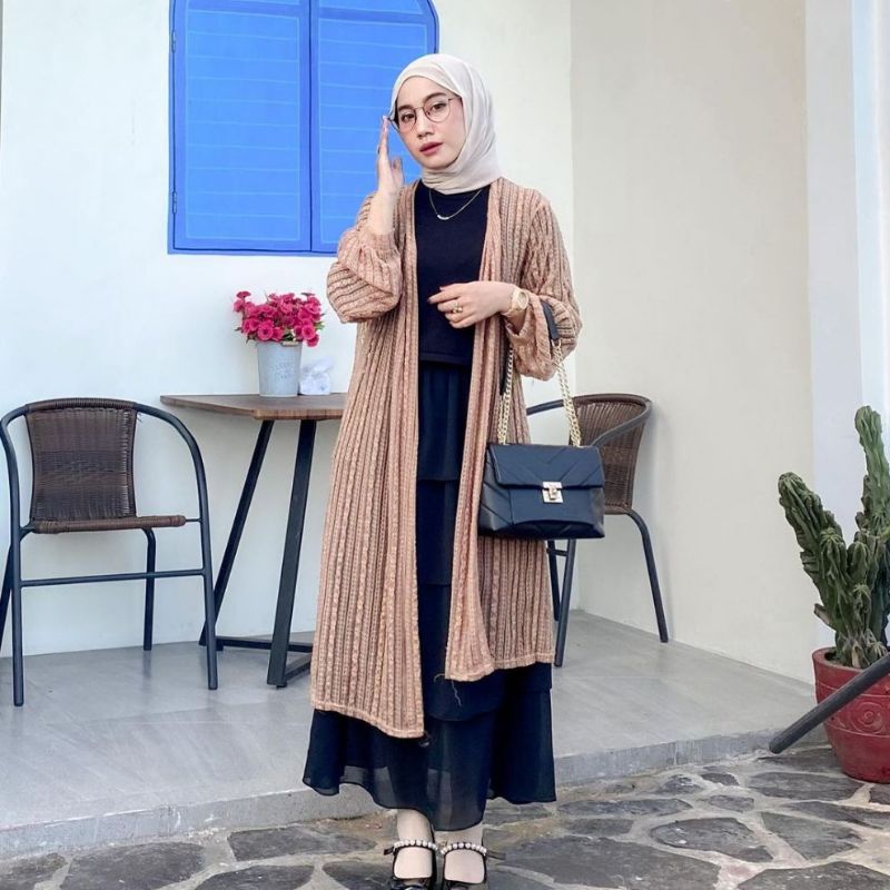 Dress Maxi dan Cardigan