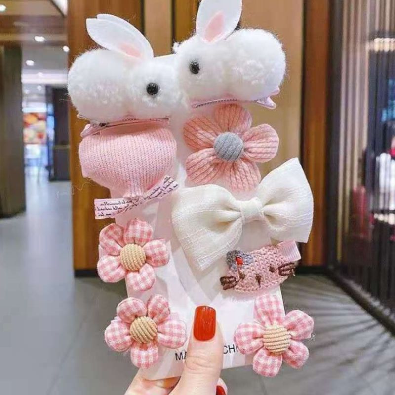 Pilihlah Aksesoris dengan Pengikat yang Aman dan Perhatikan Kenyamanan