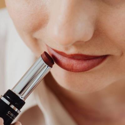 Persiapan Sebelum Mengaplikasikan Lipstik