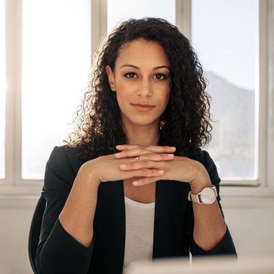 5. Aksesoris untuk Acara Formal Kantor