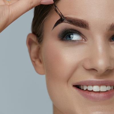 Tips Memilih Cetakan Alis yang Tepat