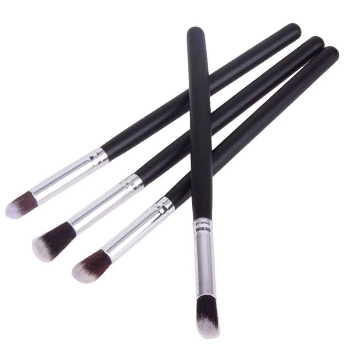 Mengapa Pemilihan Kuas Eyeshadow Sangat Penting
