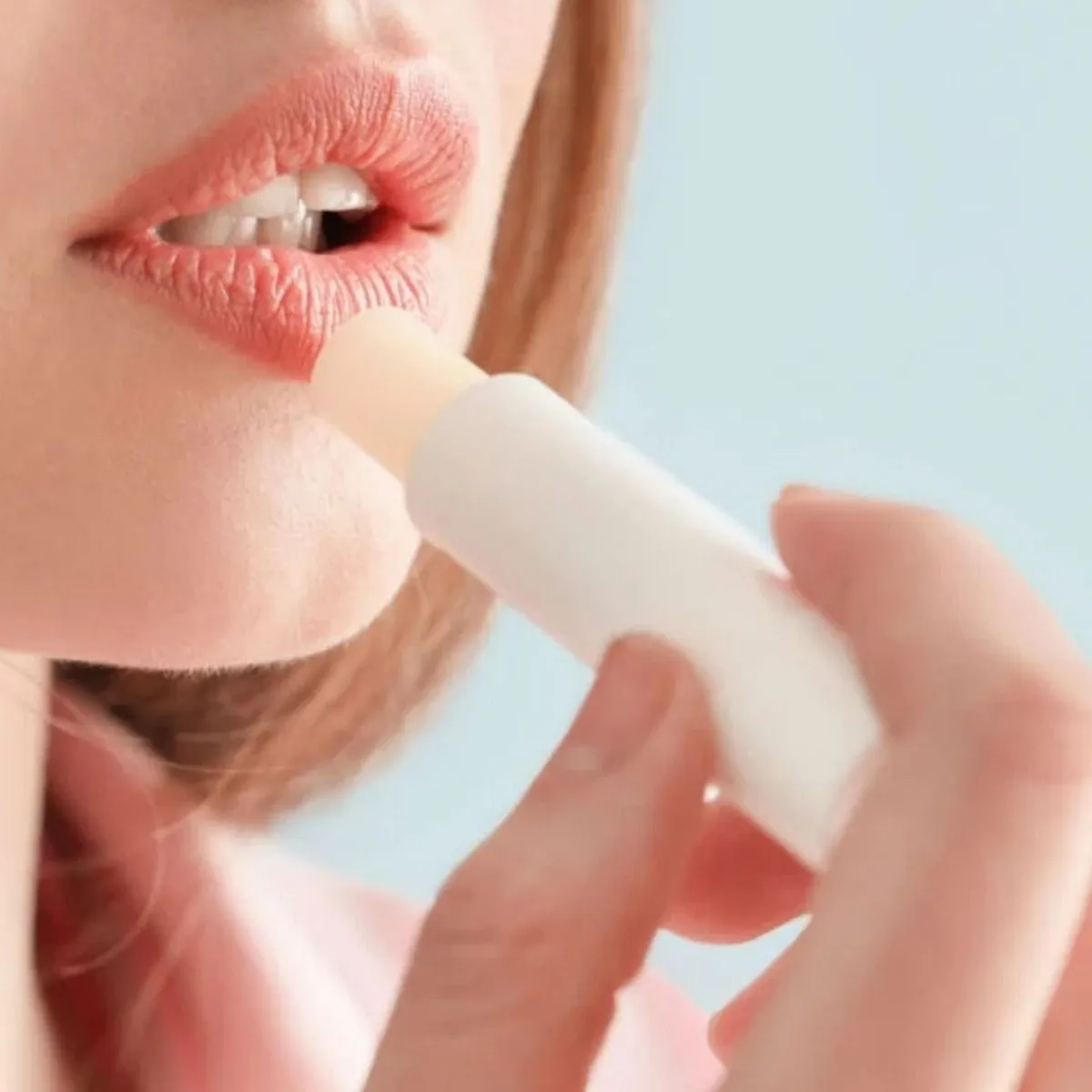 Tips Agar Lipstik Lebih Tahan Lama