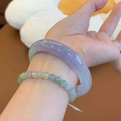 Karakteristik Gelang Giok yang Perlu Diketahui