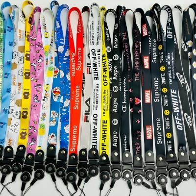 Mengapa Tali HP Penting untuk Aktivitas Outdoor?