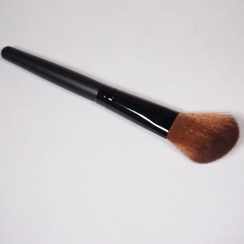 Kuas Blush On - CS-423