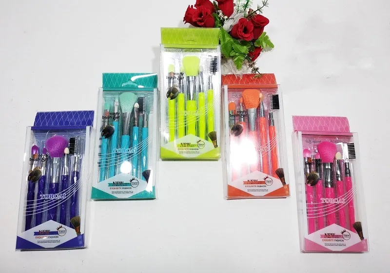 Kuas Make Up UC-985