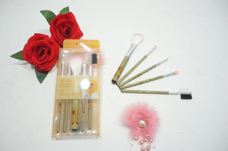 Kuas Make Up UC-989